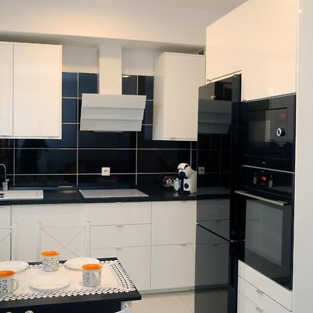 Apartamenty Uniejow "Prywatne Kapiele Termalne" Eksteriør bilde